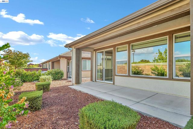 2106 Sangria St, Brentwood, CA 94513