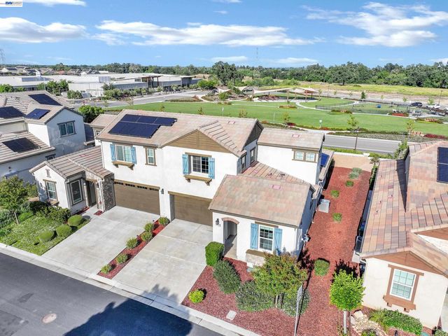2106 Sangria St, Brentwood, CA 94513
