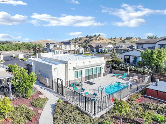 2106 Sangria St, Brentwood, CA 94513