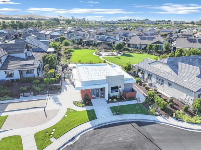 2106 Sangria St, Brentwood, CA 94513