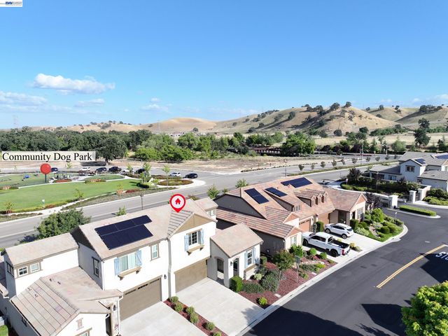 2106 Sangria St, Brentwood, CA 94513