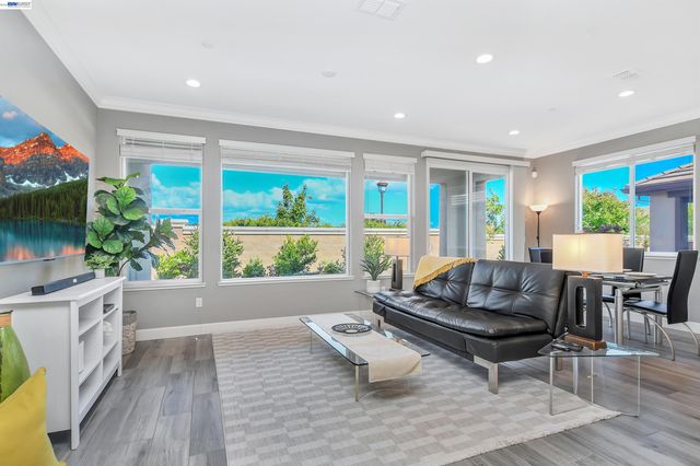 2106 Sangria St, Brentwood, CA 94513