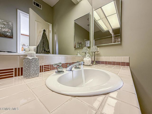 11535 Northdale Drive, Moorpark, CA 93021