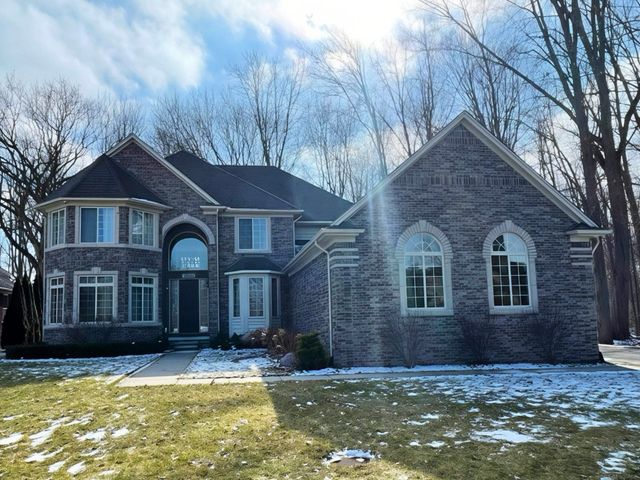 50181 Dante Court, Chesterfield Twp, MI 48047
