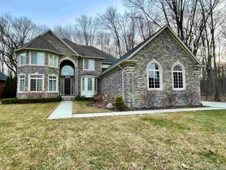 50181 Dante Court, Chesterfield Twp, MI 48047