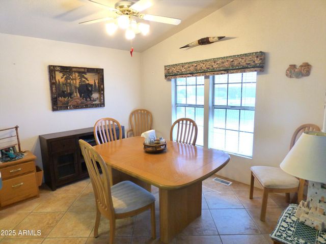 106 S 72ND Way, Mesa, AZ 85208