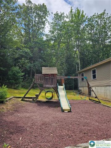 178 Sparrow Lane, Penn Forest Twp, PA 18229