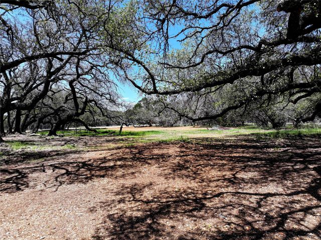 285 Donnie DR, Lampasas, TX 76550