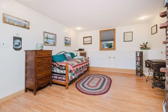 191 Cherry Hill Dr, Seekonk, MA 02771