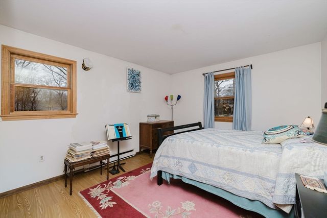 191 Cherry Hill Dr, Seekonk, MA 02771