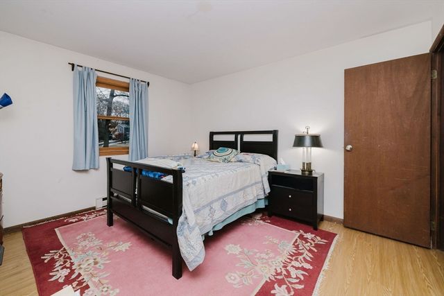 191 Cherry Hill Dr, Seekonk, MA 02771