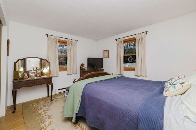 191 Cherry Hill Dr, Seekonk, MA 02771