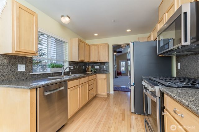 6470 James Avenue SE #11A, Auburn, WA 98092