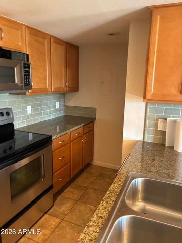 200 E SOUTHERN Avenue 215, Tempe, AZ 85282