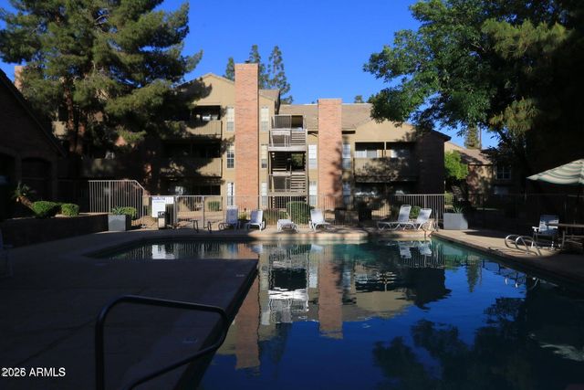 200 E SOUTHERN Avenue 215, Tempe, AZ 85282