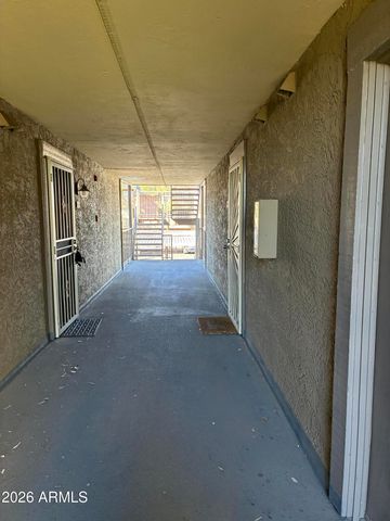 200 E SOUTHERN Avenue 215, Tempe, AZ 85282