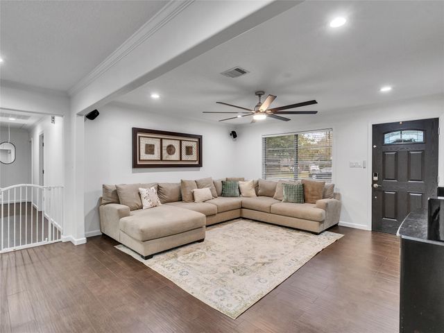 2825 Encino Avenue, Bay City, TX 77414