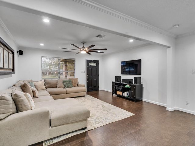 2825 Encino Avenue, Bay City, TX 77414