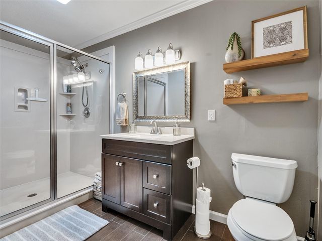 2825 Encino Avenue, Bay City, TX 77414