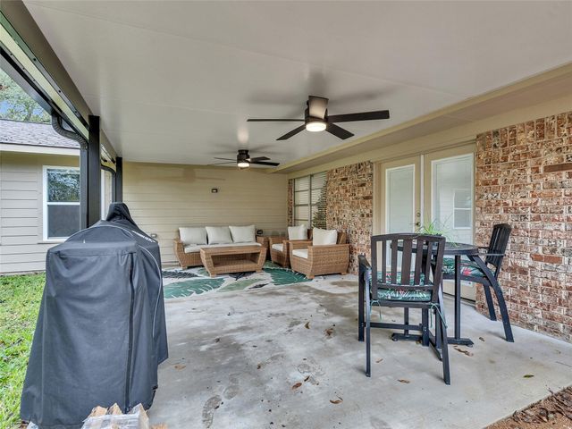 2825 Encino Avenue, Bay City, TX 77414