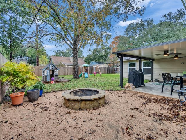 2825 Encino Avenue, Bay City, TX 77414