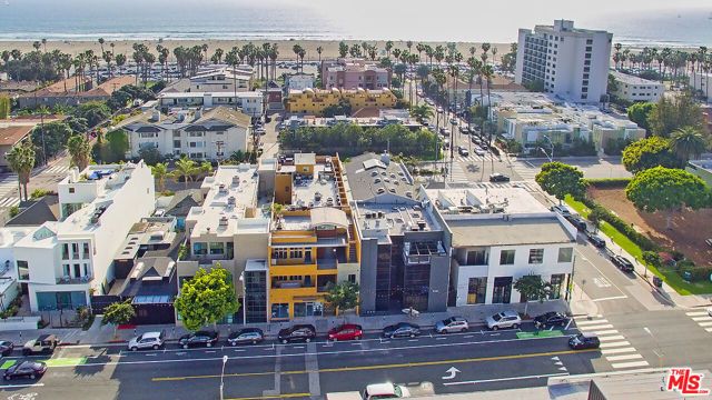 2216 Main Street, Santa Monica, CA 90405