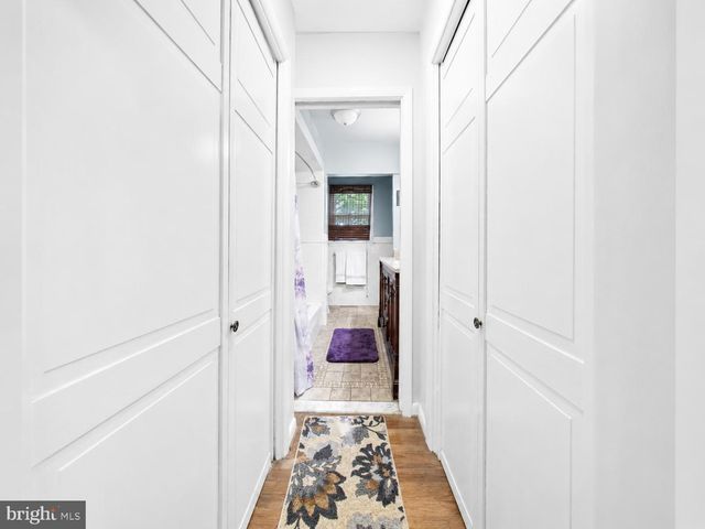 23 SUMMIT AVE, Berlin, NJ 08009