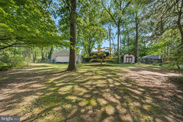 23 SUMMIT AVE, Berlin, NJ 08009