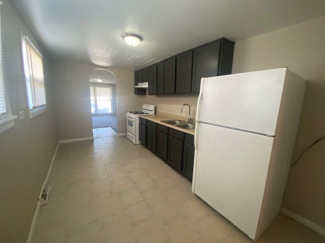 16222 Honore Avenue, Markham, IL 60428