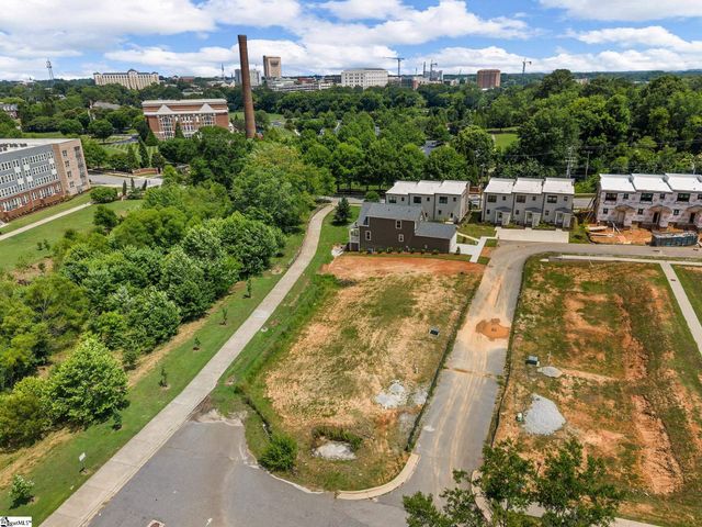 201 Butterfly Creek Alley, Spartanburg, SC 29319