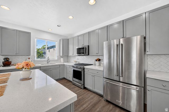 912 E QUEENSMILL LN, Salt Lake City, UT 84106