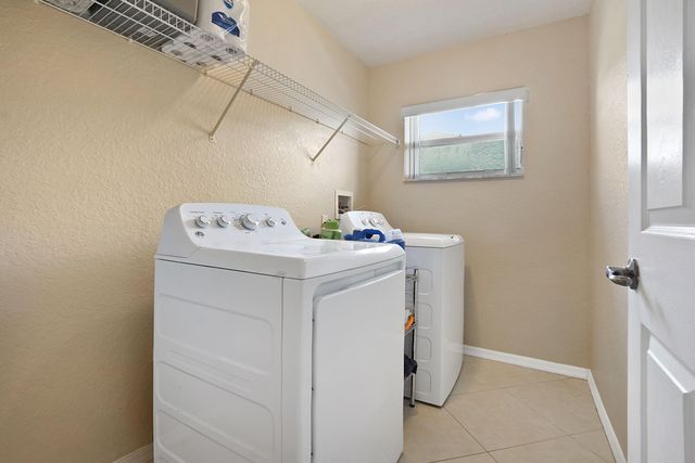 5856 NW Mesa Circle, Port St. Lucie, Port St Lucie, FL 34986