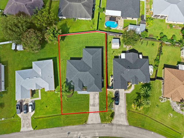 5856 NW Mesa Circle, Port St. Lucie, Port St Lucie, FL 34986