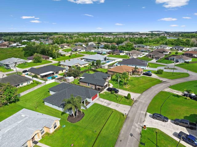 5856 NW Mesa Circle, Port St. Lucie, Port St Lucie, FL 34986