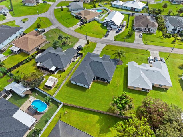5856 NW Mesa Circle, Port St. Lucie, Port St Lucie, FL 34986