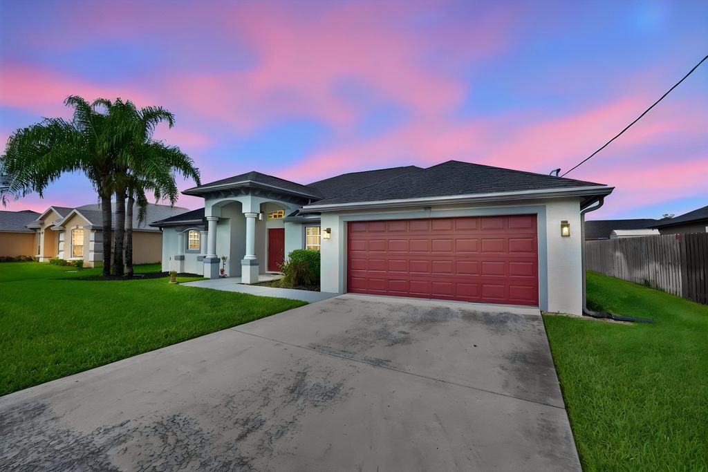 5856 NW Mesa Circle, Port St. Lucie, Port St Lucie, FL 34986