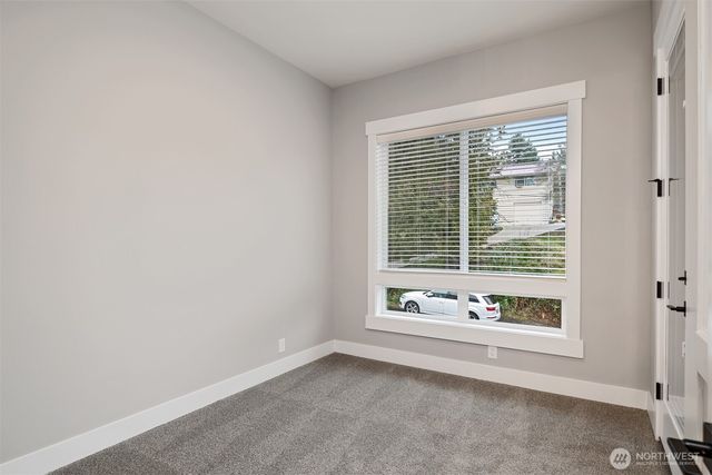 7574 S 130th Place, Seattle, WA 98178