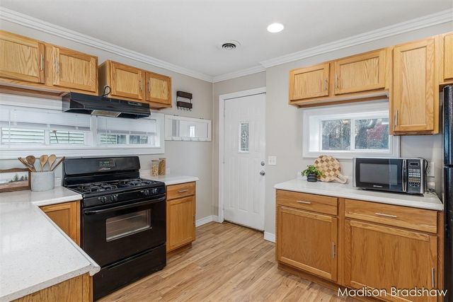 2655 Longfellow Avenue, Wyoming, MI 49509