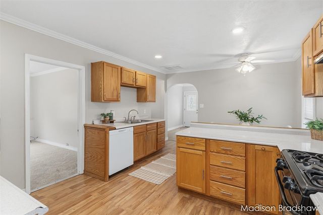 2655 Longfellow Avenue, Wyoming, MI 49509