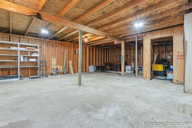 2655 Longfellow Avenue, Wyoming, MI 49509