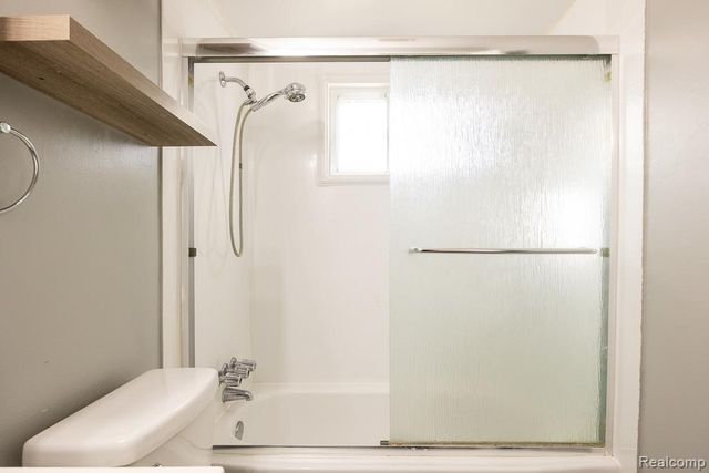 1981 Almont Street, Ferndale, MI 48220