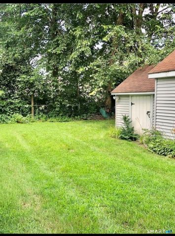 87 East Street, Windsor, CT 06095