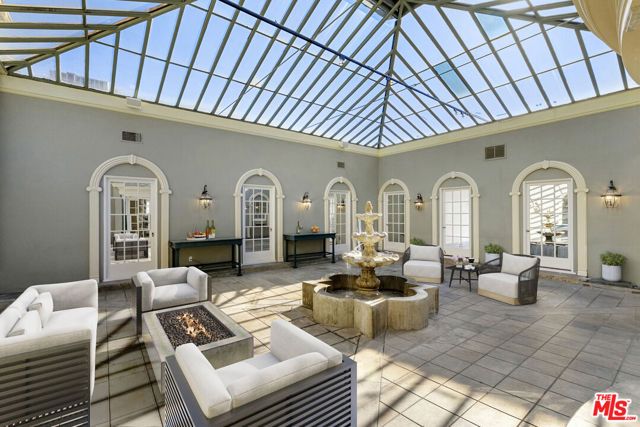 803 N Rexford Drive, Beverly Hills, CA 90210