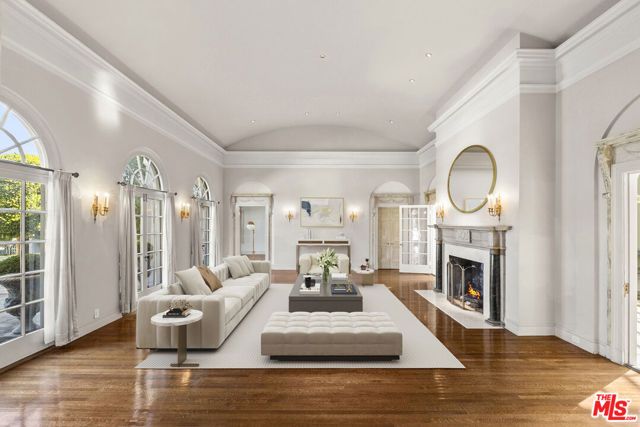 803 N Rexford Drive, Beverly Hills, CA 90210