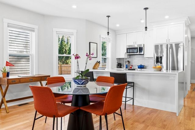 32 Cambridge Terrace 1, Cambridge, MA 02140