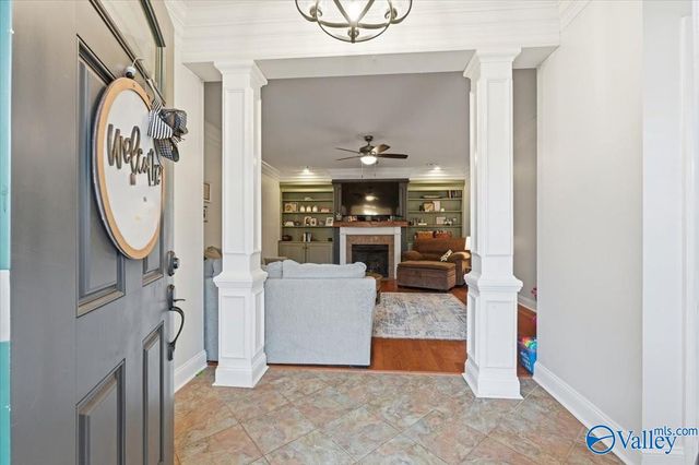 110 Hickory Glen Circle, Huntsville, AL 35811