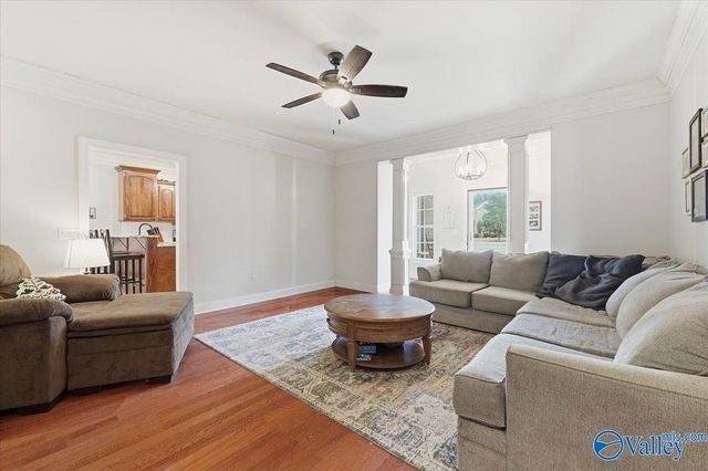 110 Hickory Glen Circle, Huntsville, AL 35811