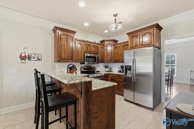 110 Hickory Glen Circle, Huntsville, AL 35811