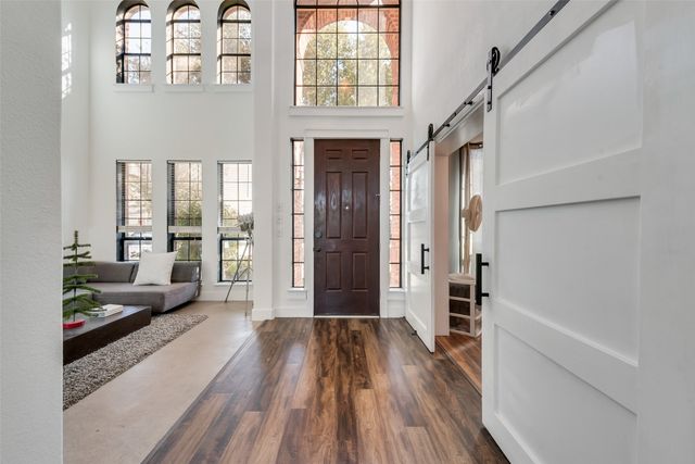 2348 Clark Trail, Grand Prairie, TX 75052