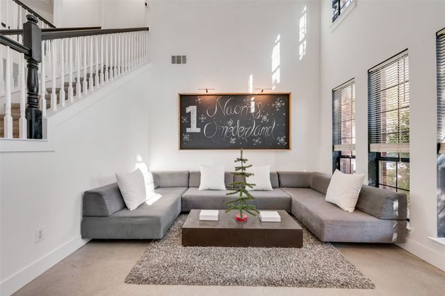 2348 Clark Trail, Grand Prairie, TX 75052